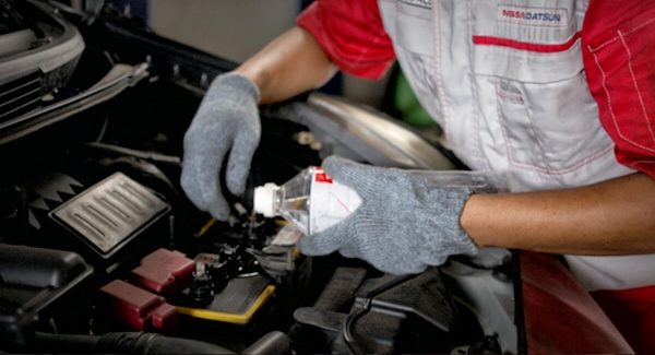 Perhatian, Jangan Lakukan hal Ini pada Mobil Matic Anda